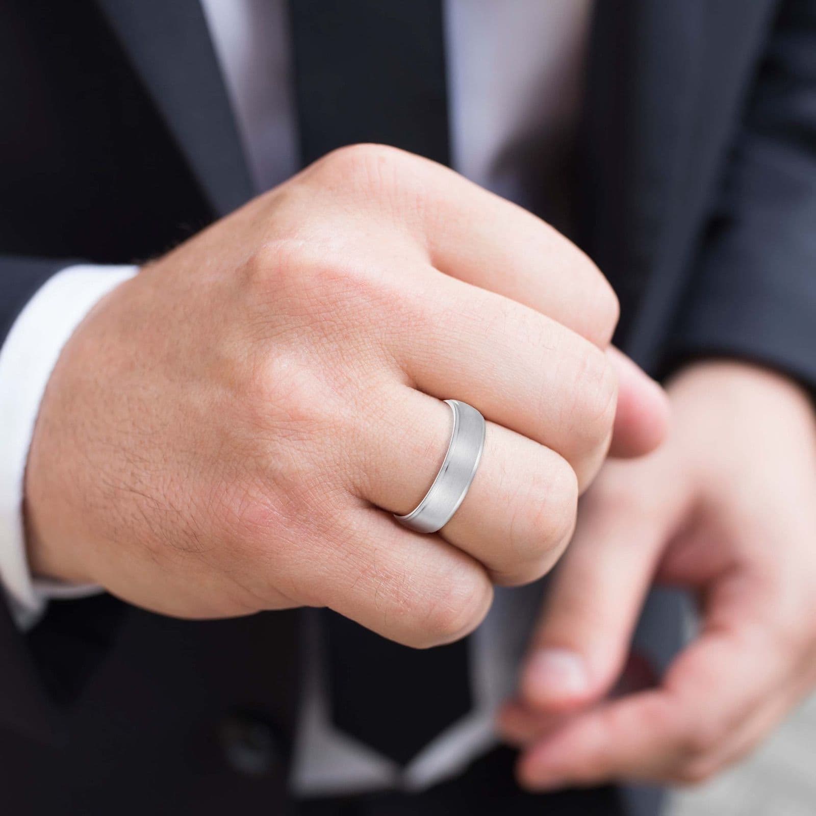 Men's Slight Dome Brushed Center Band
